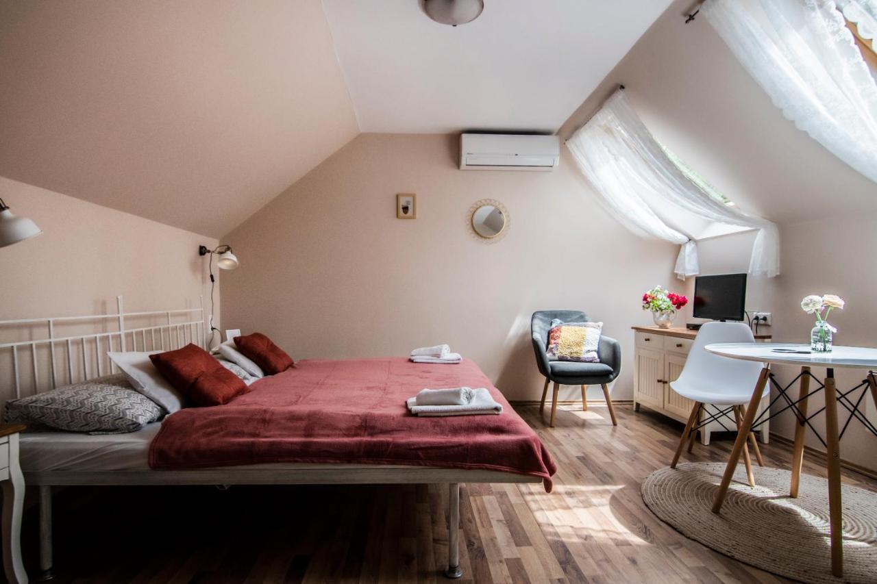 Vagi Apartment Sárvár Extérieur photo