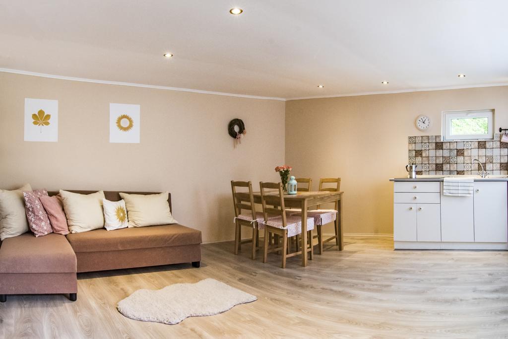 Vagi Apartment Sárvár Extérieur photo